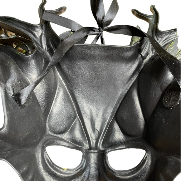 Halloween Molded Fairy/Forest Sprite/Faye Tie Back Mask - Picture 5 of 6